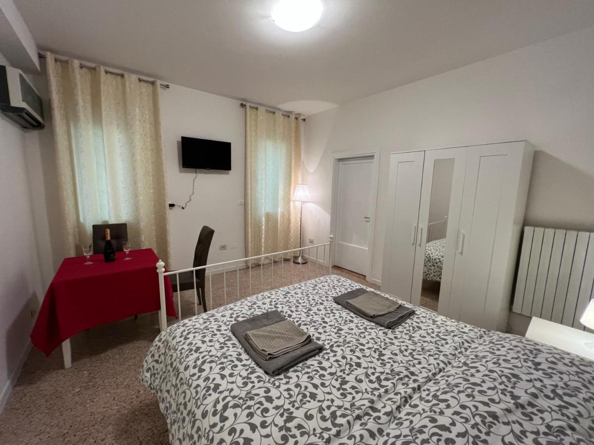 Casa Roma Rooms& Apartmens Padova Kültér fotó